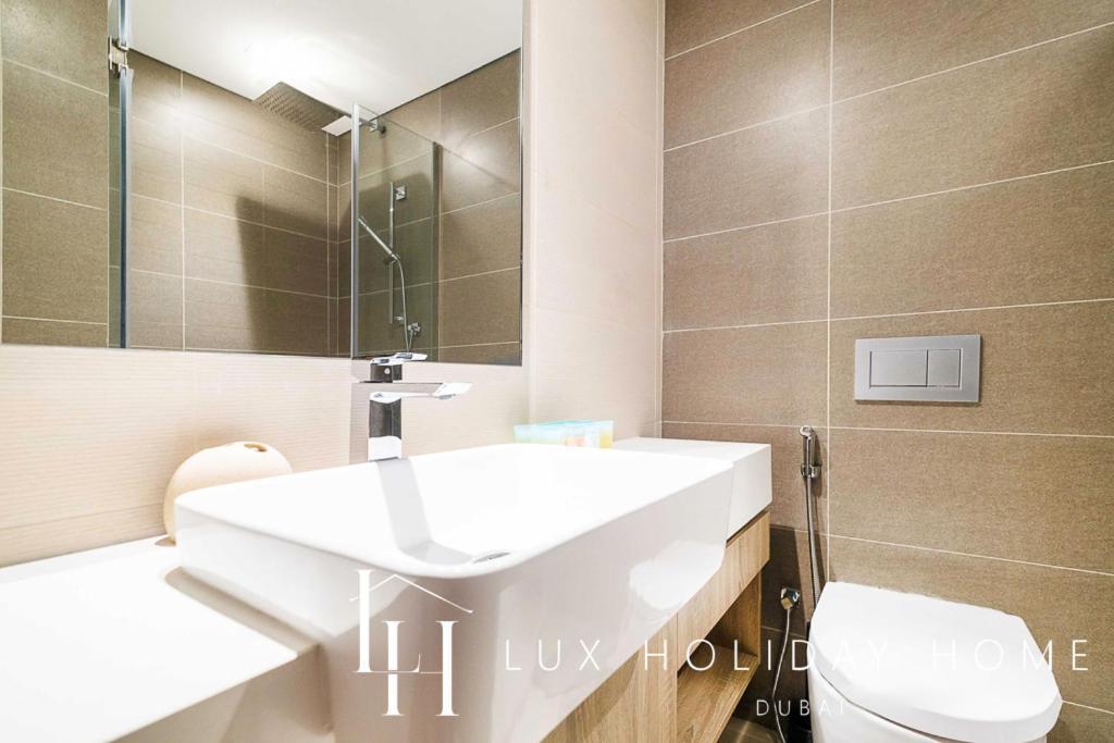 Lux Contemporary Suite With Full Marina View 6 Дубай Экстерьер фото
