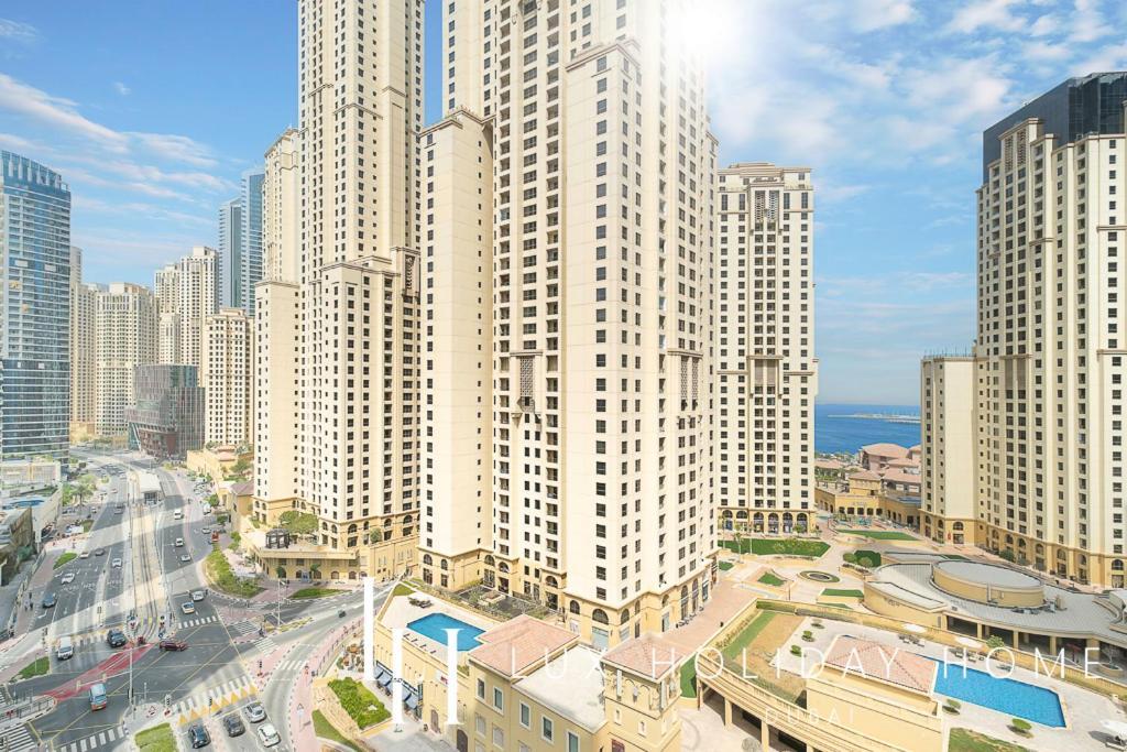 Lux Contemporary Suite With Full Marina View 6 Дубай Экстерьер фото